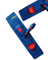 Stelaż plastikowy 50cm na magnes do mopa kieszeniowego